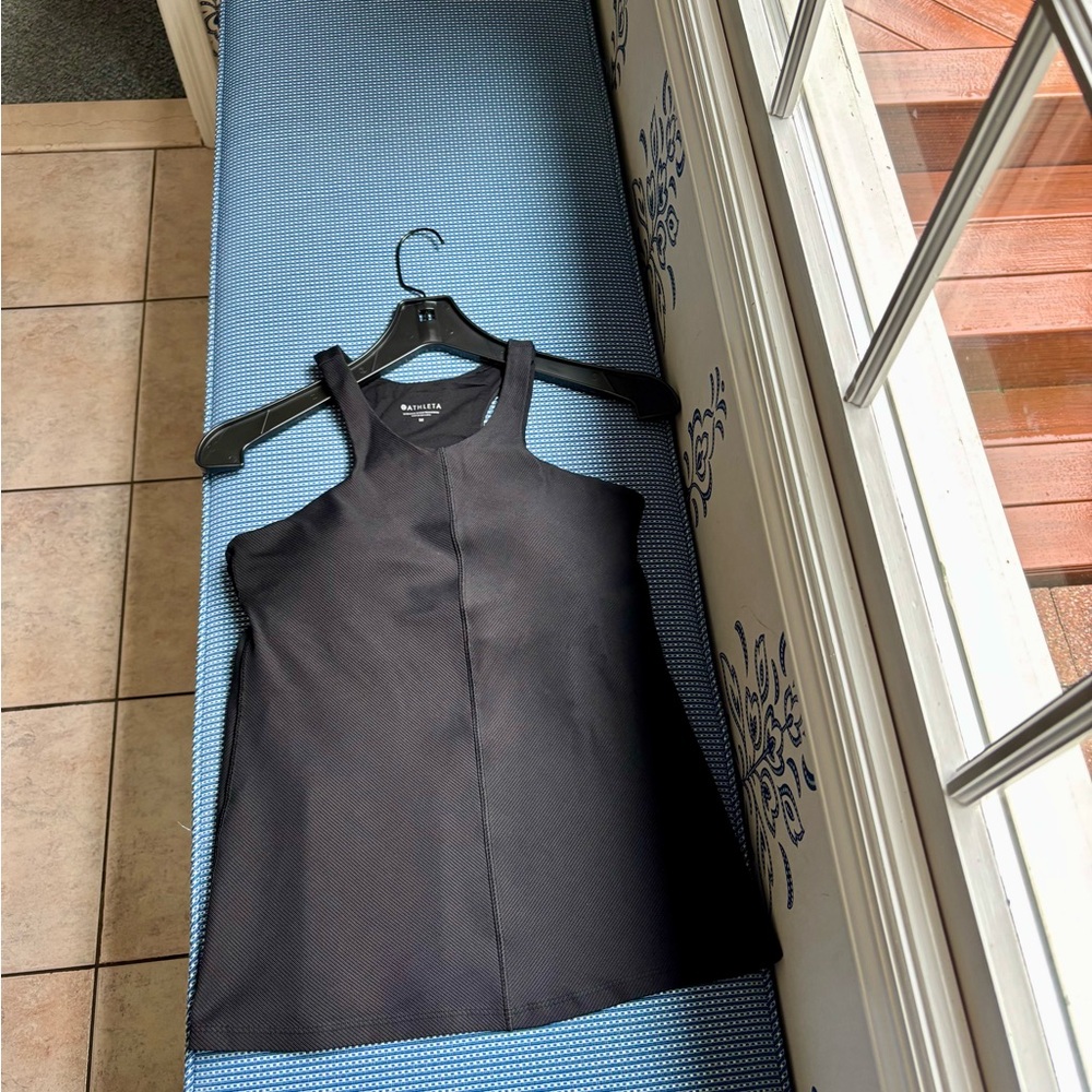Athleta Black Fitness Top